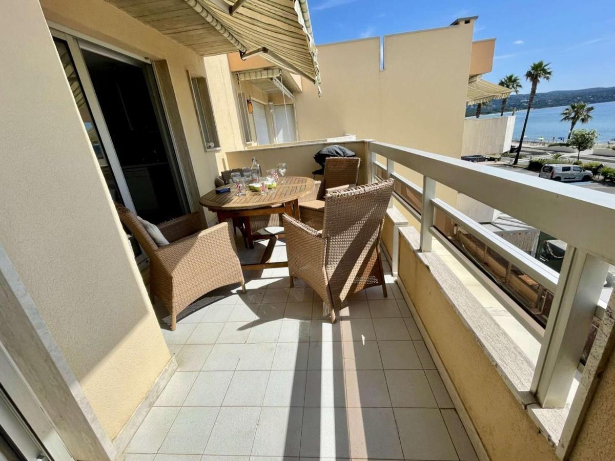 Superbe Apt 2P Front De Mer Pour 4 Pers Avec Terrasse - Cavalaire-Sur-Mer - Fr-1-226B-162 Exterior photo